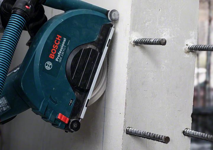 Produktbild Bosch Professional Zubehör EXPERT MultiMaterial Diamanttrennscheiben, 230 x 22,23 x 2,4 x 15 mm