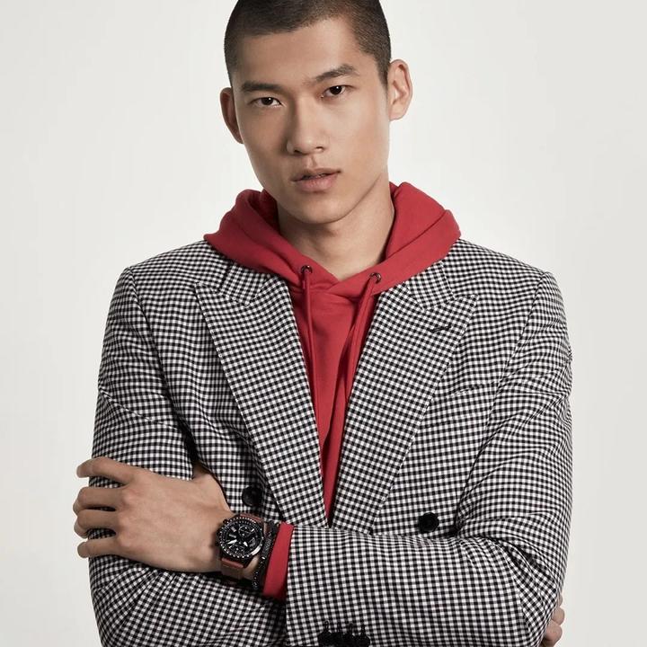 Actual product image BOSS Pilot Chrono (Chronograph, 44 mm)