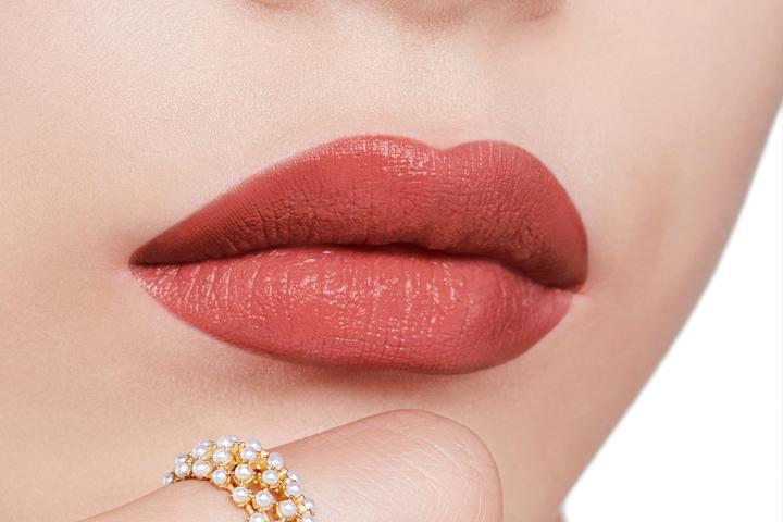 Actual product image Dior Rouge Satin 434 Int24 (Promenade, No. 434)