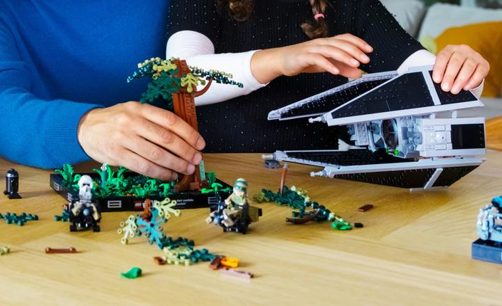 Produktbild LEGO Mandalorian Fang Fighter vs. Tie Interceptor (75348, LEGO Star Wars)