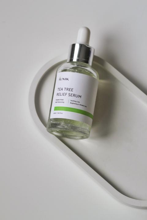 Actual product image iUNIK Tea Tree Relief Serum (50 ml)