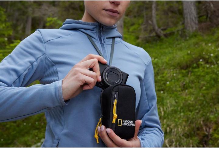 Actual product image National Geographic Camera Bag Small Black (Camera case, 1.20 l)