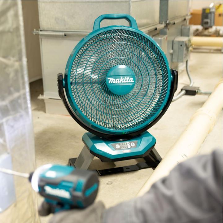 Immagine prodotto Makita CF002GZ (52 dB)