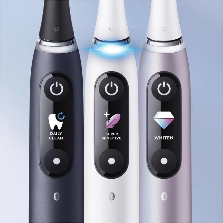 Actual product image Oral-B iO-Series 9N (Oscillating toothbrush)