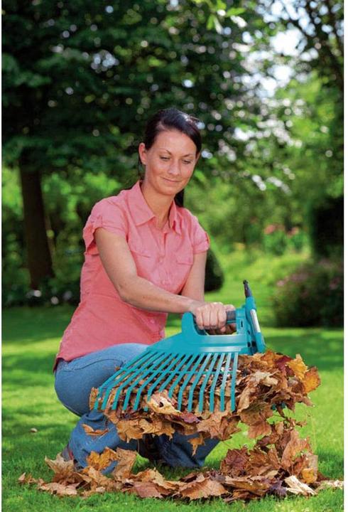 Actual product image Gardena fan rake