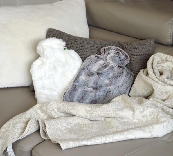 Productafbeelding Hugo Frosch Warmwaterfles Classic Hoogpolig Fleece Hoes 1,8 l bruin/zilverkleurig gemêleerd (1.80 l)