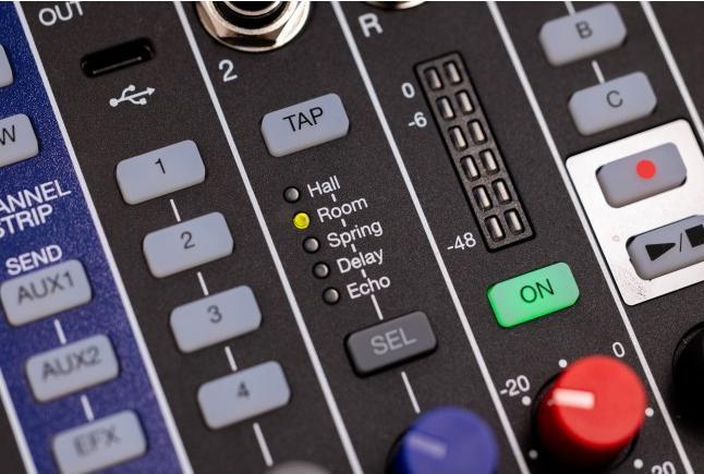 Immagine prodotto Zoom LiveTrak L-6 (Mixer da studio e live)