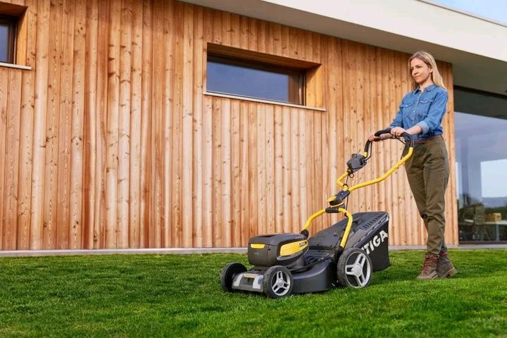 Immagine prodotto Stiga Combi 753e V Kit AkkuRasenmäher48 V 2x 5 Ah (Batteria ricaricabile)