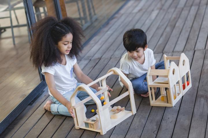 Immagine prodotto Plantoys Casa delle bambole Slide N Go