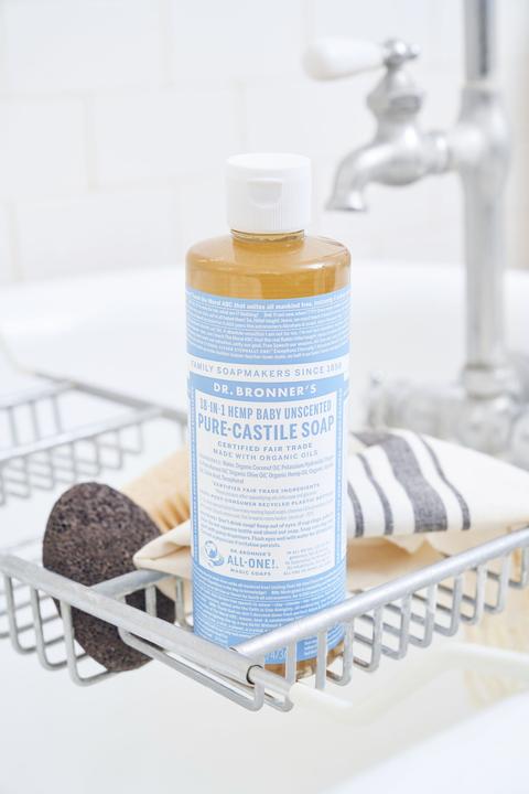 Actual product image Dr. Bronner's 18-in-1 Baby Mild (Liquid soap, 475 ml)