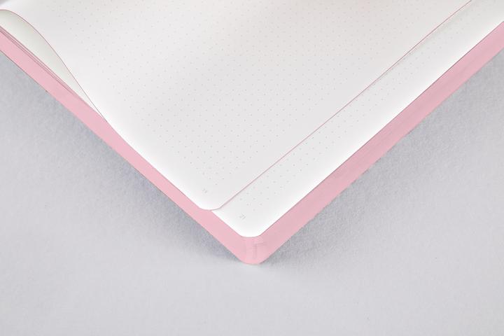 Image du produit Nuuna Carnet de notes Graphic L (22 x 16,5 cm, Pointillés, Couverture souple)