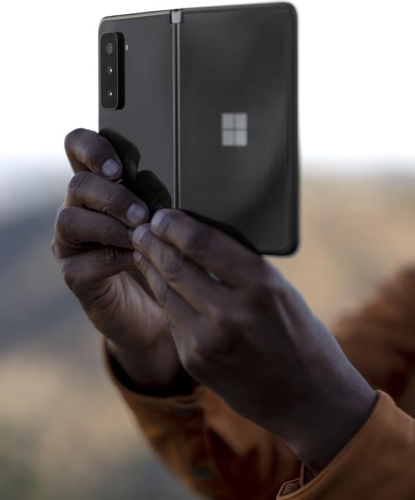 Produktbild Microsoft Surface Duo 2 B2B (256 GB, Obsidian, 8.30", SIM + eSIM, 12 Mpx, 5G)