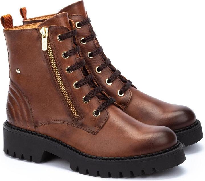 Actual product image Pikolinos Aviles (41)