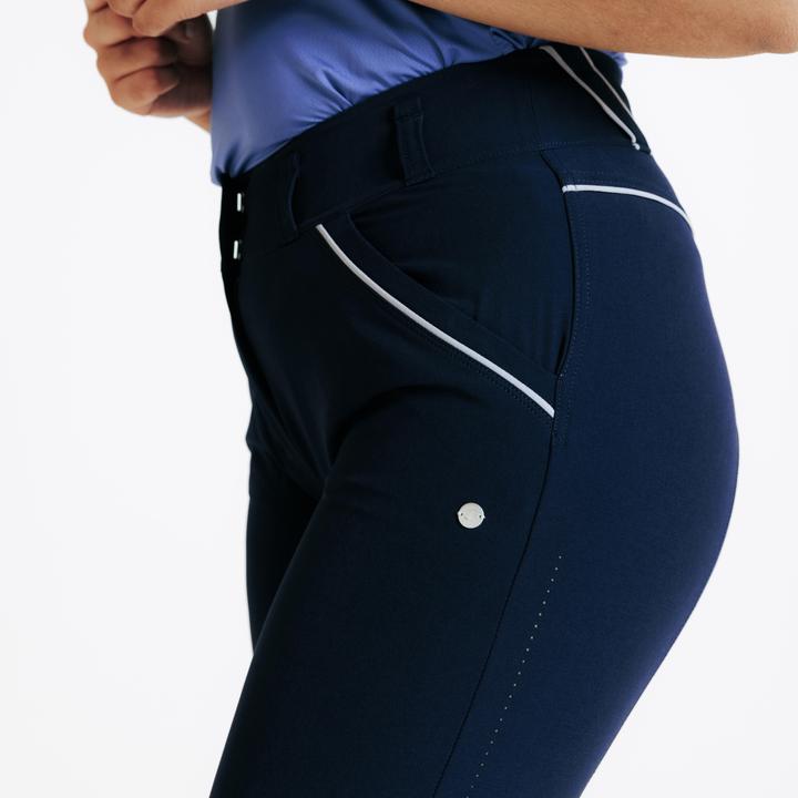 Actual product image Fouganza Women's Ultra-Lightweight Horse Riding Jodhpurs - Blue (L)