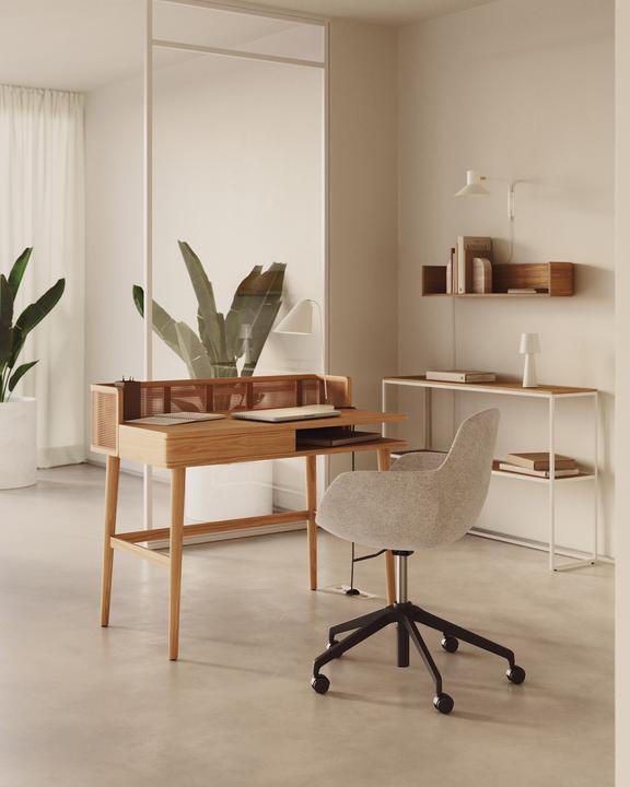 Actual product image Kave Home Araxi (62 x 105 cm)