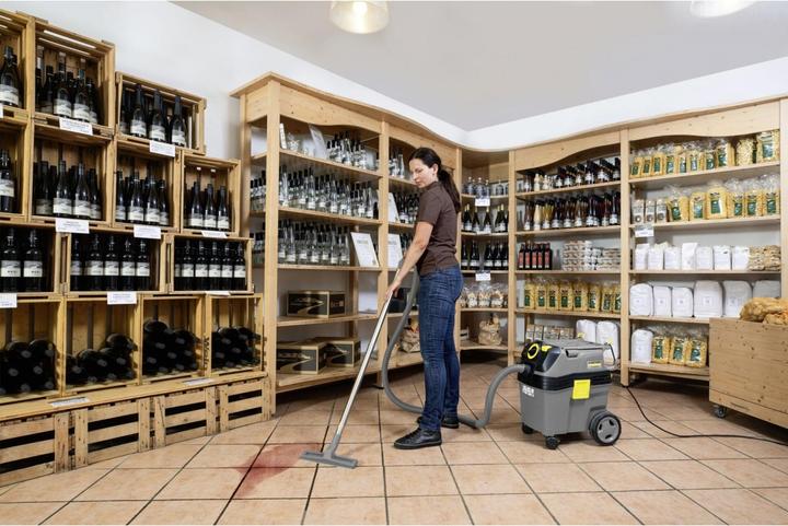 Produktbild Kärcher Professional 30/1 Ap L (Nass-Trockensauger)