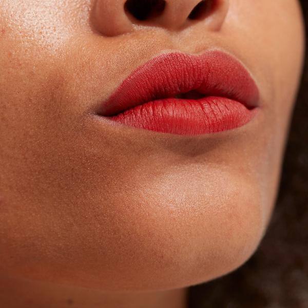 Actual product image Gosh Velvet Touch Matt (005 Matt Classic Red)