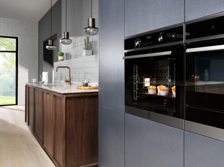Actual product image Electrolux EOD6P77WZ