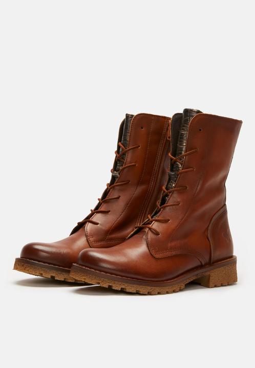 Actual product image Felmini CASTER B501, the timeless lace-up boot from, is characterised by an elegant combination of a (40)