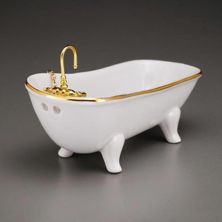 Immagine prodotto Reutter 001.767/1 - Vasca da bagno, bianca, in miniatura