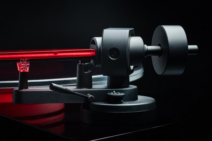 Produktbild Pro-Ject AC/DC Turntable Artist Collection -