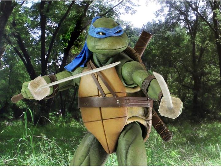 Immagine prodotto Neca Tartarughe Ninja: Leonardo 1/4