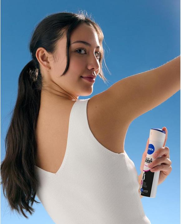 Produktbild NIVEA Black & White Invisible Clear (Spray, 150 ml)