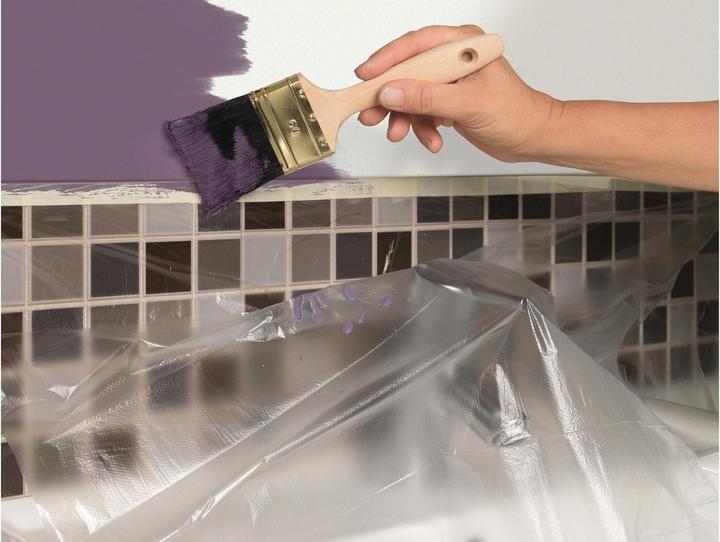 Produktbild tesa EASY COVER Premium Abdeckfolie für Malerarbeiten inkl. Abroller (550 mm)