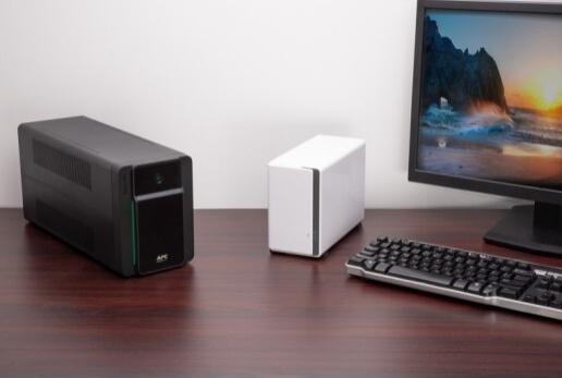 Immagine prodotto APC BVX1600LI (1600 VA, 900 W, Doppio convertitore online UPS)