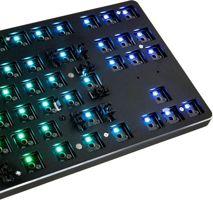 Actual product image Glorious PC Gaming Race GMMK TKL ISO Barebone (DE, Cable)