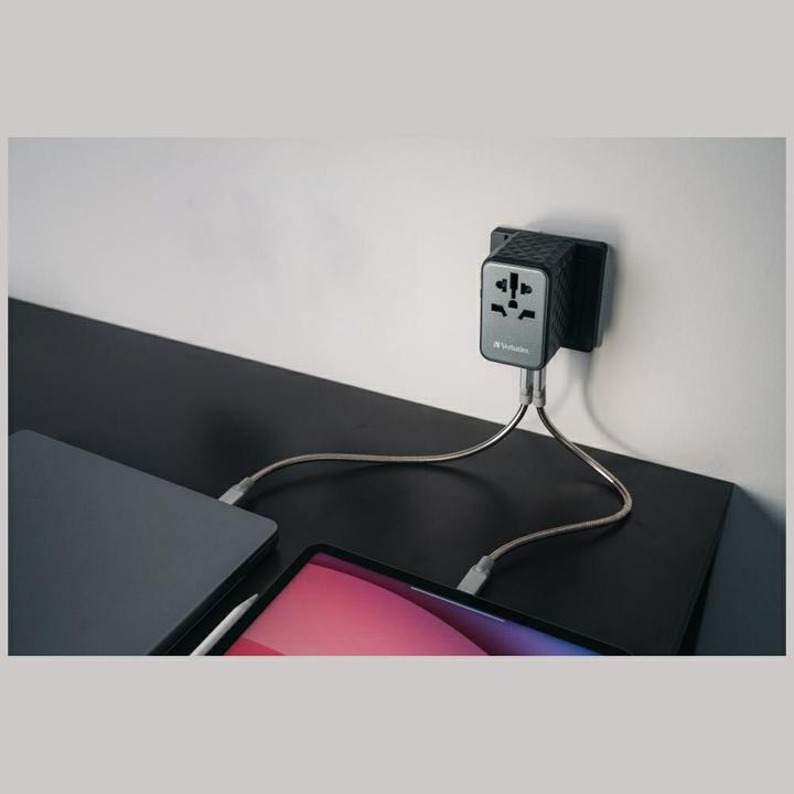Actual product image Verbatim Universal travel adapter