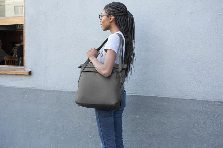 Image du produit Peak Design Everyday Tote (Sac à bandoulière pour appareil photo, 15 l)