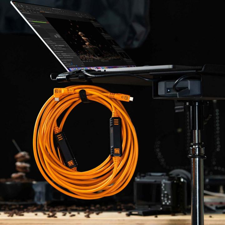 Image du produit Tether Tools TetherPro USB-C Optima 10G rechts orange 9,4m (9.40 m, USB 3.2 Gen 2)
