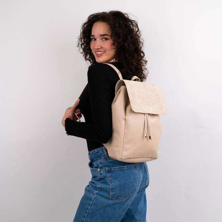Actual product image Expatrié Estelle (9 l)