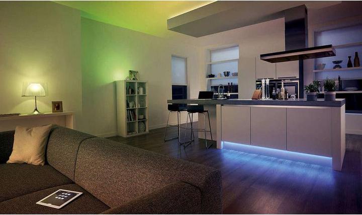 Produktbild Philips Hue Lightstrips Erweiterung (RGBW, 200 cm, Indoor)