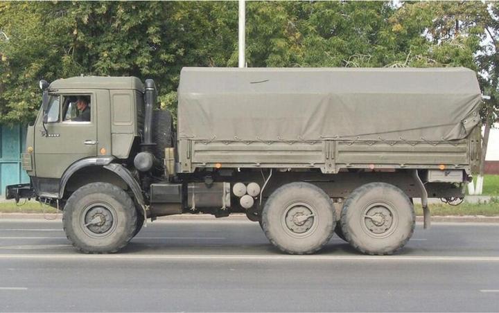 Actual product image 1:35 Kamaz 5350 Mustang