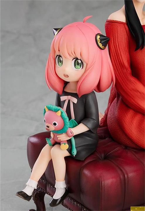 Actual product image Good Smile Company Spy x Family - Any & Yor Forger 1/7