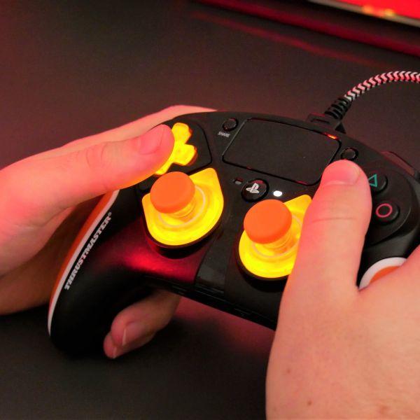 Produktbild Thrustmaster AddOn Gamepad Thrustm. eswap X LED ORANGE CRYSTAL P.XBO/PC (Xbox Series S, Xbox One S, PC, Xbox One X, Xbox Series X)