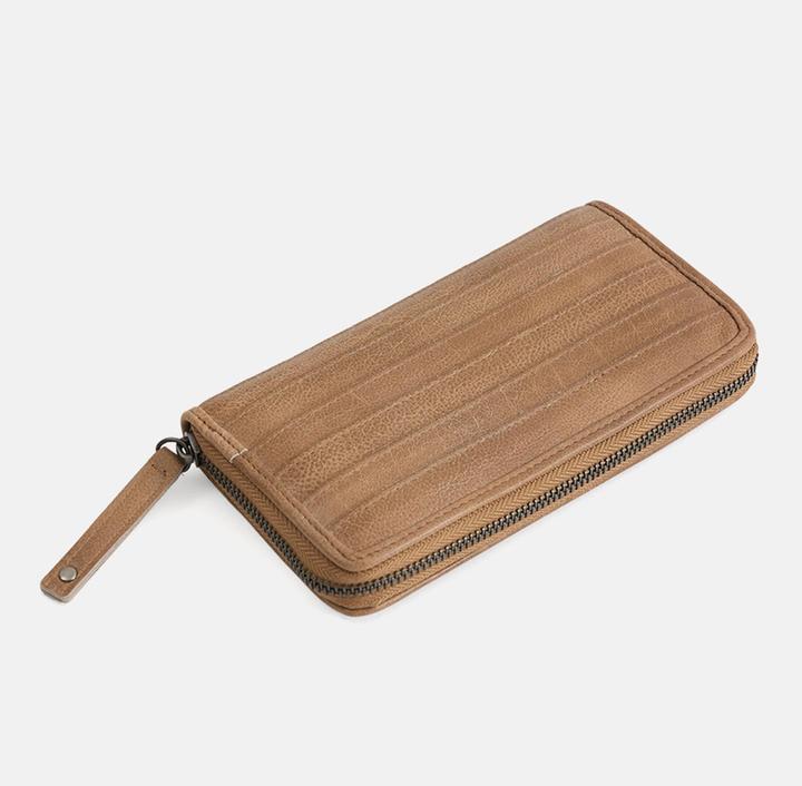 Actual product image FredsBruder Gürteltier Geldbörse Leder 19 cm