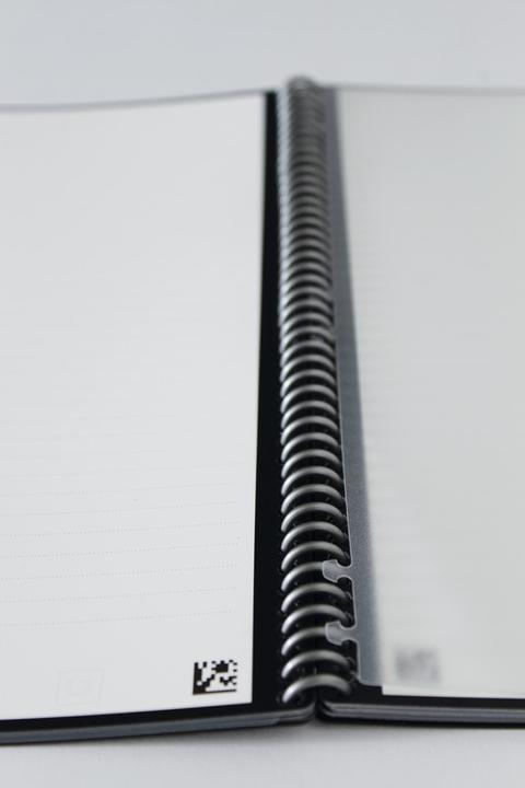 Actual product image Rocketbook Spiral Book Multi Subject (A4, Lined, Soft cover)