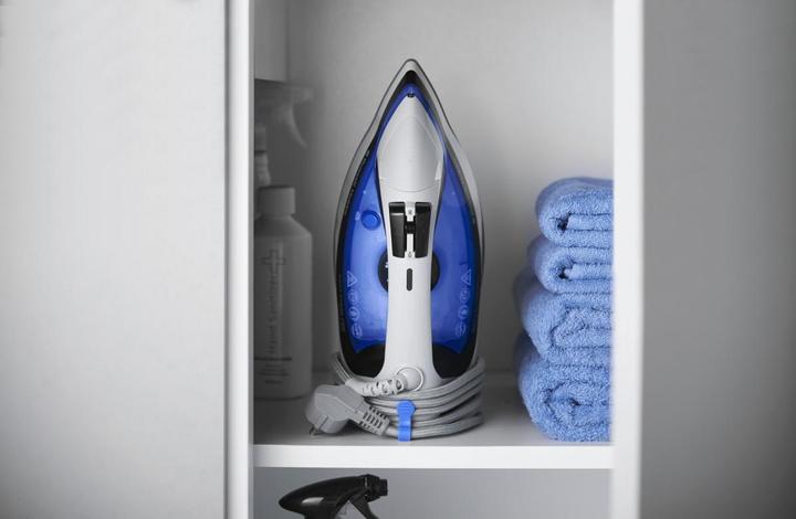 Actual product image Russell Hobbs Easy Store Pro Wrap & Clip 26730-56 (2400 W, 180 g/min)
