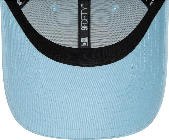 Actual product image New Era 9Forty Strapback Cap - Los Angeles Dodgers sky blue