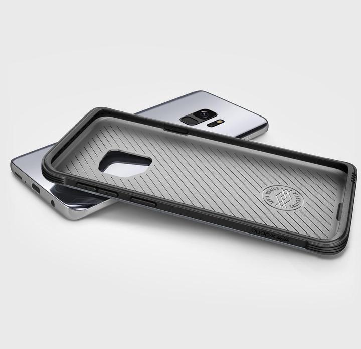 Actual product image X-Doria Lux Carbon (Samsung Galaxy S9)