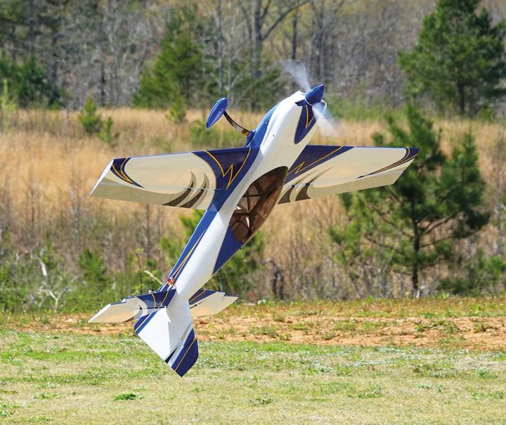 Produktbild Extremeflight-RC extra ng 60" blau / weiss arf