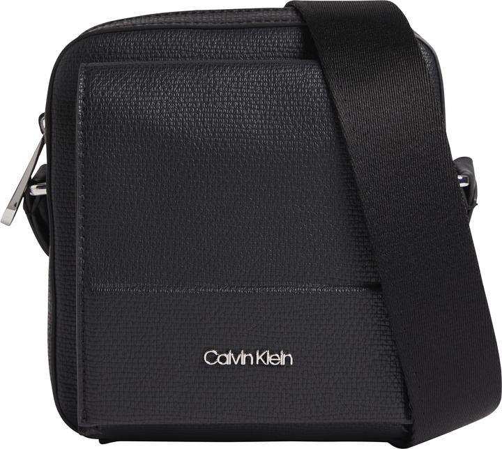 Actual product image Calvin Klein Men's Minimalism Cube Reporter Bag, Ck Black, One Size (51% RECYCLED POLYESTER, 49% POLYURETHANE)