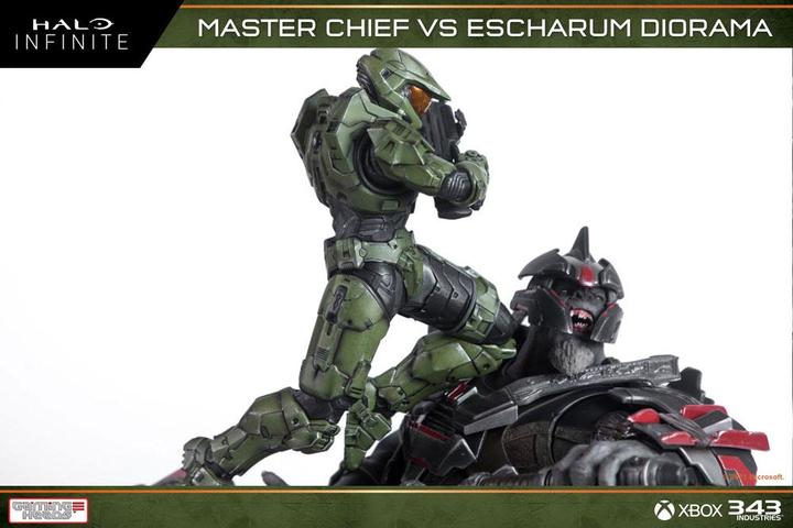 Actual product image Gaming Heads Halo: Infinite statuette 1/8 Master Chief vs. Escharum 31 cm