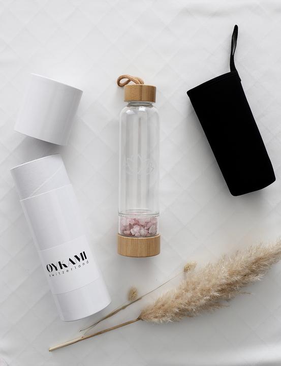 Oykami Geschenkset Wasserflasche - Rosenquarz