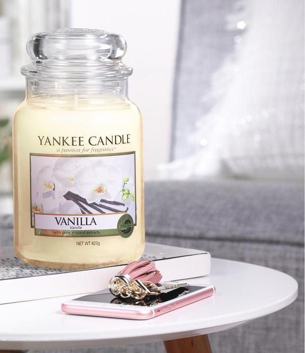 Actual product image Yankee Candle Vanilla (623 g)