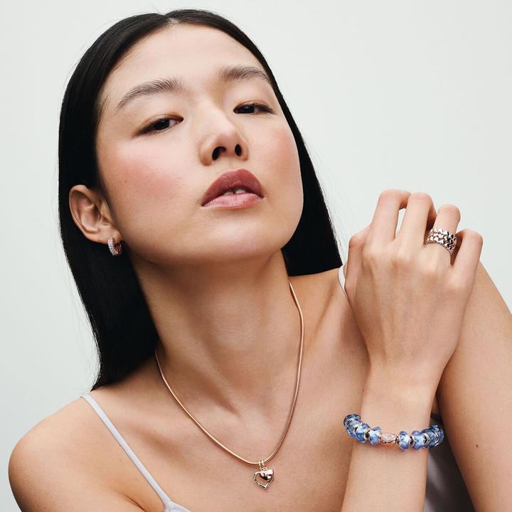 Immagine prodotto Pandora Anello con fila di cuori (50)