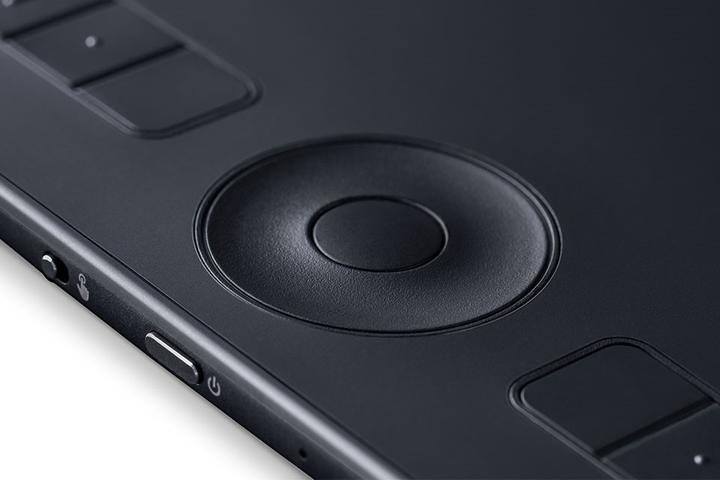 Actual product image Wacom Intuos Pro Paper M (13", 5080 lpi)
